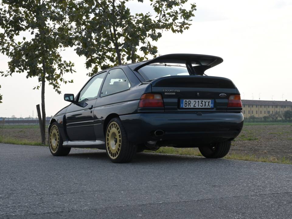 Bild 3/73 von Ford Escort RS Cosworth (1992)