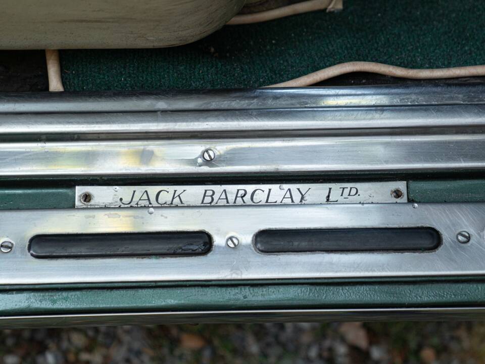 Image 42/50 of Bentley T 1 (1973)