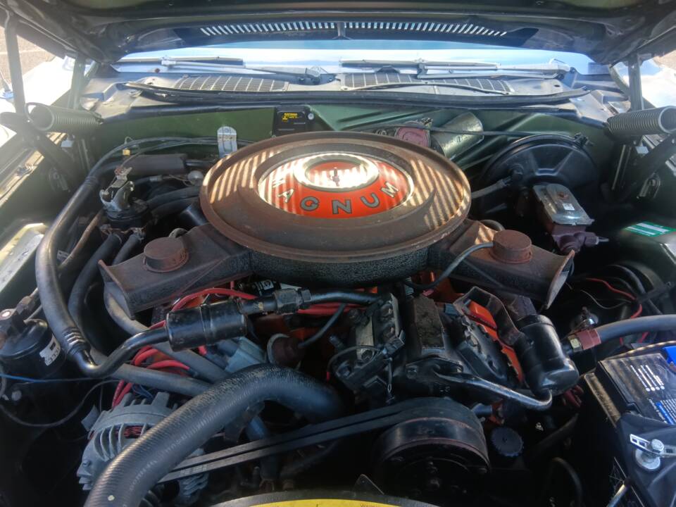 Image 15/36 of Dodge Challenger R/T (1970)