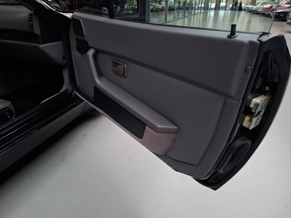 Bild 12/41 von Porsche 944 S2 (1991)