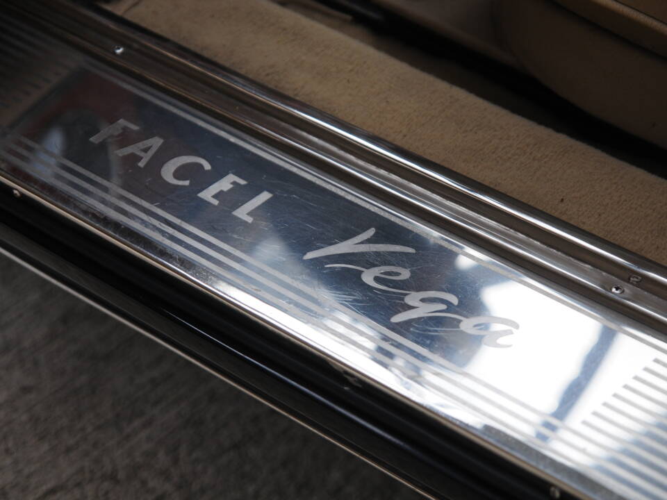 Image 13/34 of Facel Vega Facel II (1964)