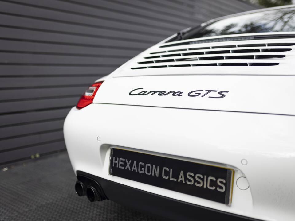 Immagine 7/25 di Porsche 911 Carrera GTS (2011)