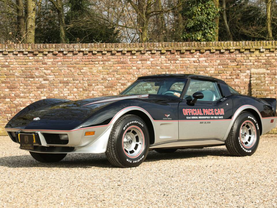 Image 11/50 of Chevrolet Corvette Indy Pace Car (1978)