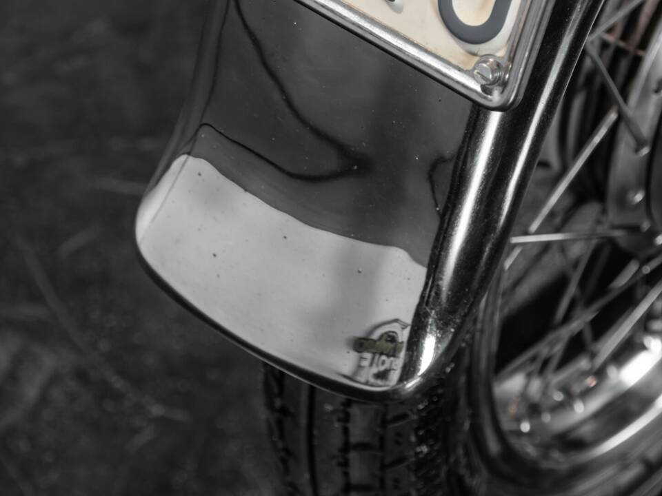 Image 34/40 of Kawasaki Z 400 (1976)