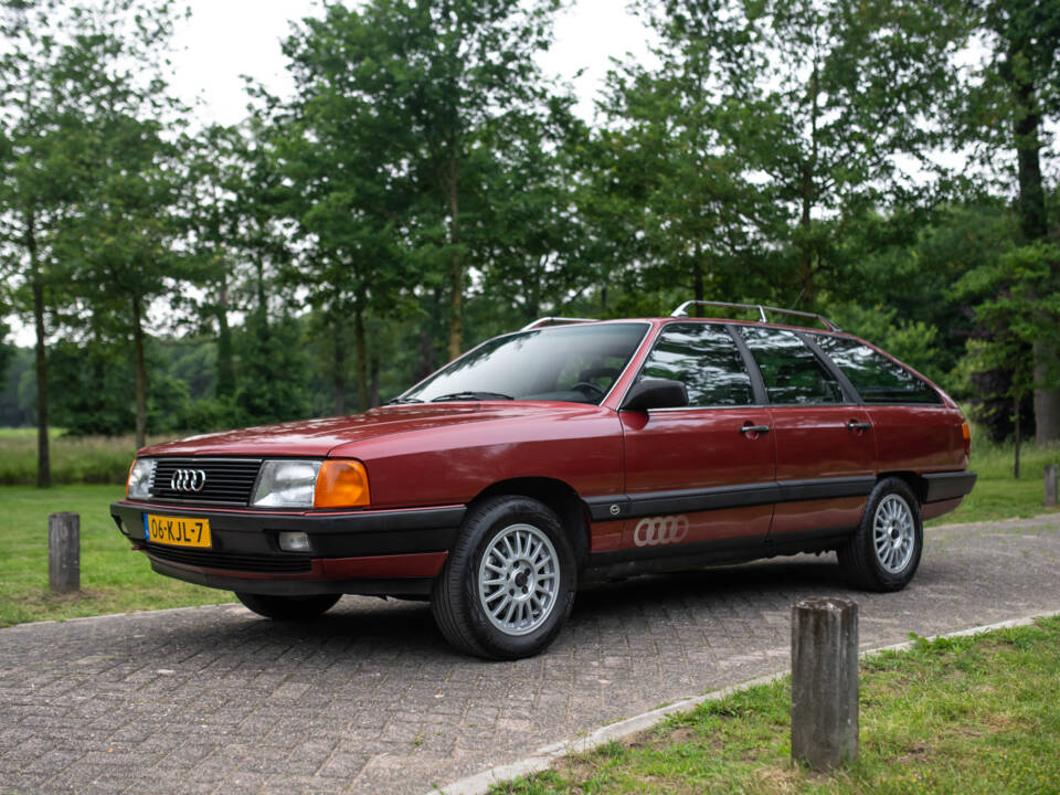 Immagine 3/45 di Audi 100 Avant 2.2 quattro (1986)