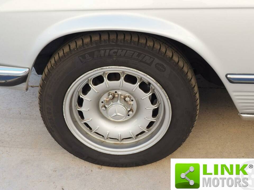 Image 9/10 de Mercedes-Benz 280 SL (1980)