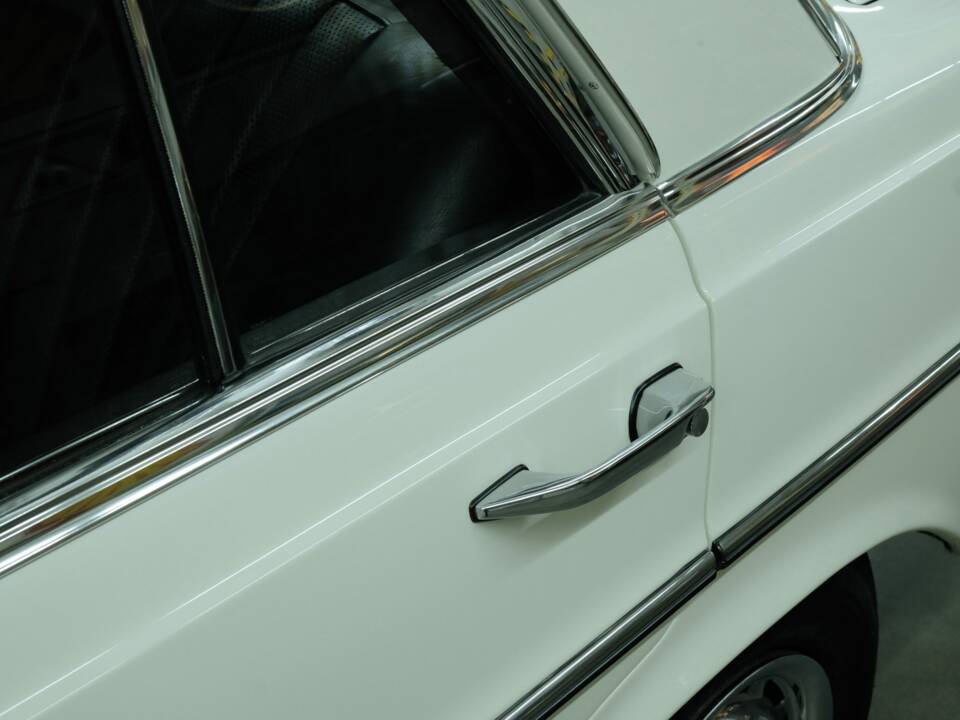 Afbeelding 61/70 van Mercedes-Benz 300 SEL (1968)
