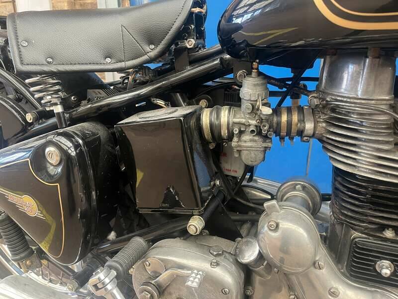 Immagine 13/17 di Royal Enfield DUMMY (2004)