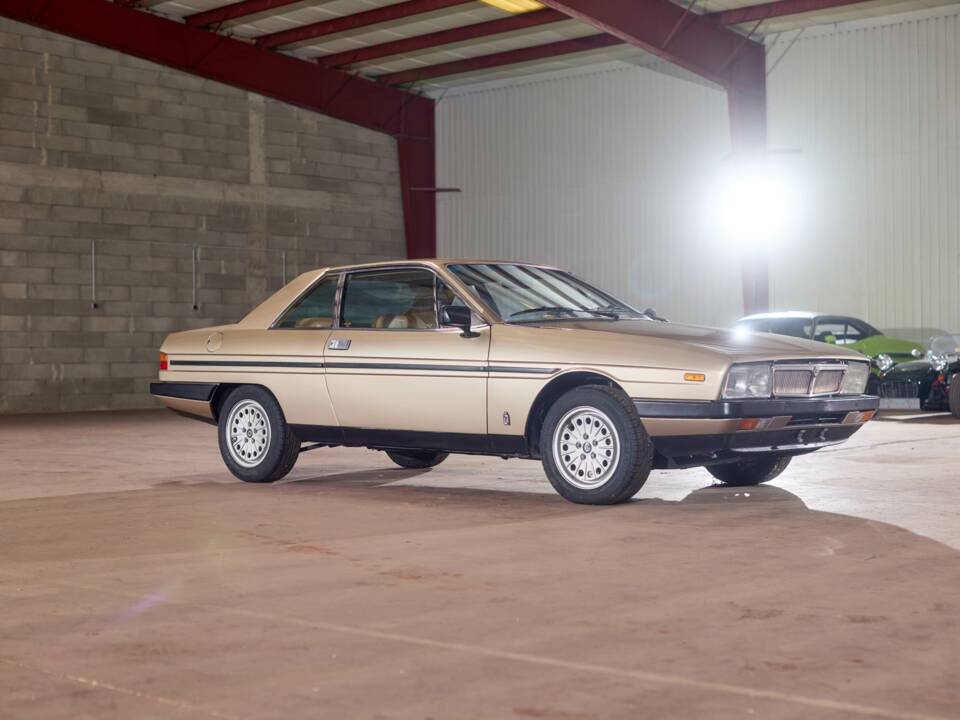 Afbeelding 3/41 van Lancia Gamma Coupe 2500 I.E. (1981)