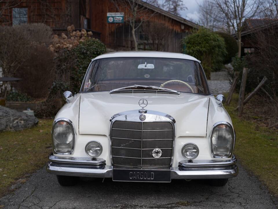 Bild 3/18 von Mercedes-Benz 300 SE (1965)