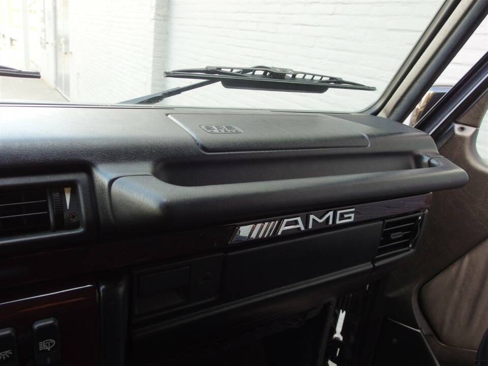 Bild 46/97 von Mercedes-Benz G 55 AMG (lang) (2000)