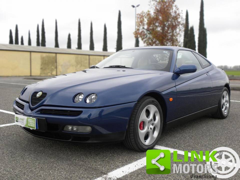 Bild 1/9 von Alfa Romeo GTV 2.0 V6 Turbo (1997)