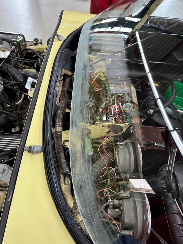 Image 70/74 de Jaguar Type E V12 (1973)