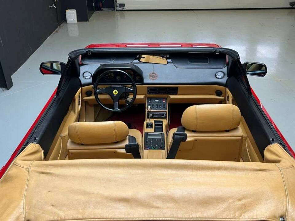 Bild 6/50 von Ferrari Mondial T (1990)