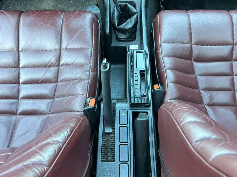 Afbeelding 37/39 van Citroën CX 25 GTI Turbo 2 (1987)