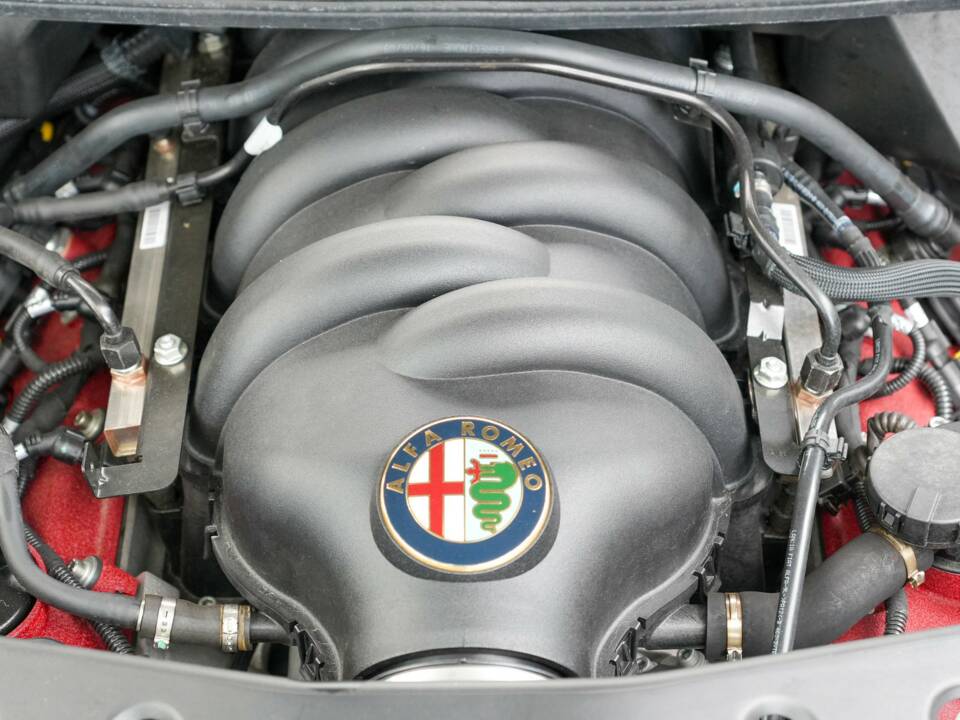 Image 42/50 of Alfa Romeo 8C Spider (2010)