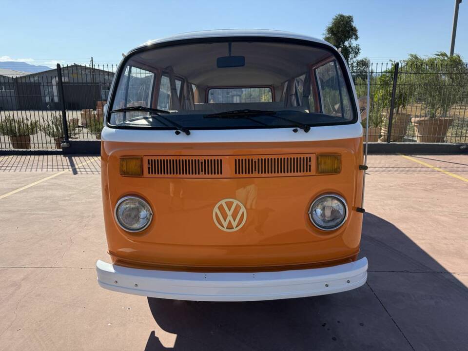 Afbeelding 3/8 van Volkswagen T2 Brasil Camper (1972)