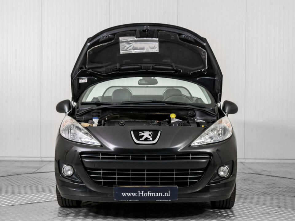 Afbeelding 32/47 van Peugeot 207 CC 1.6 VTi (2011)