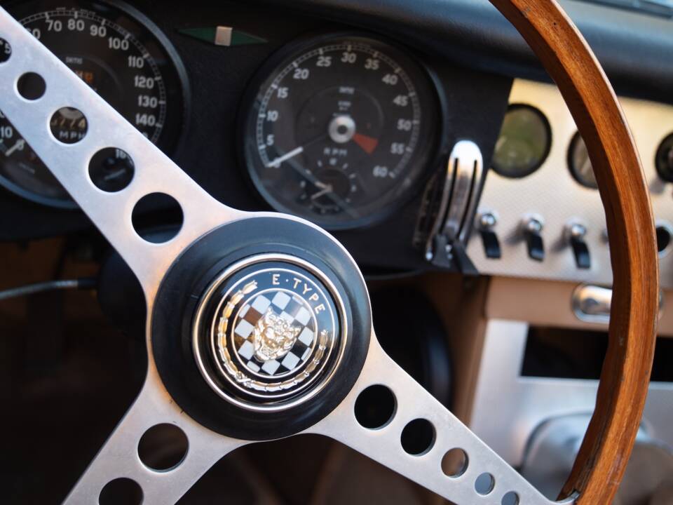 Bild 46/53 von Jaguar E-Type 3.8 (1962)