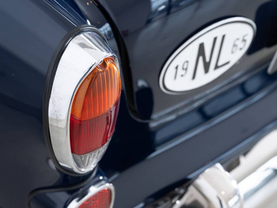 Image 23/30 of Volvo P 121 (1965)