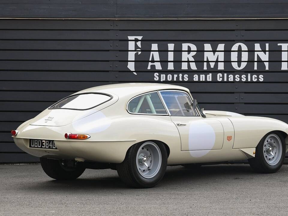 Imagen 49/98 de Jaguar E-Type (1969)