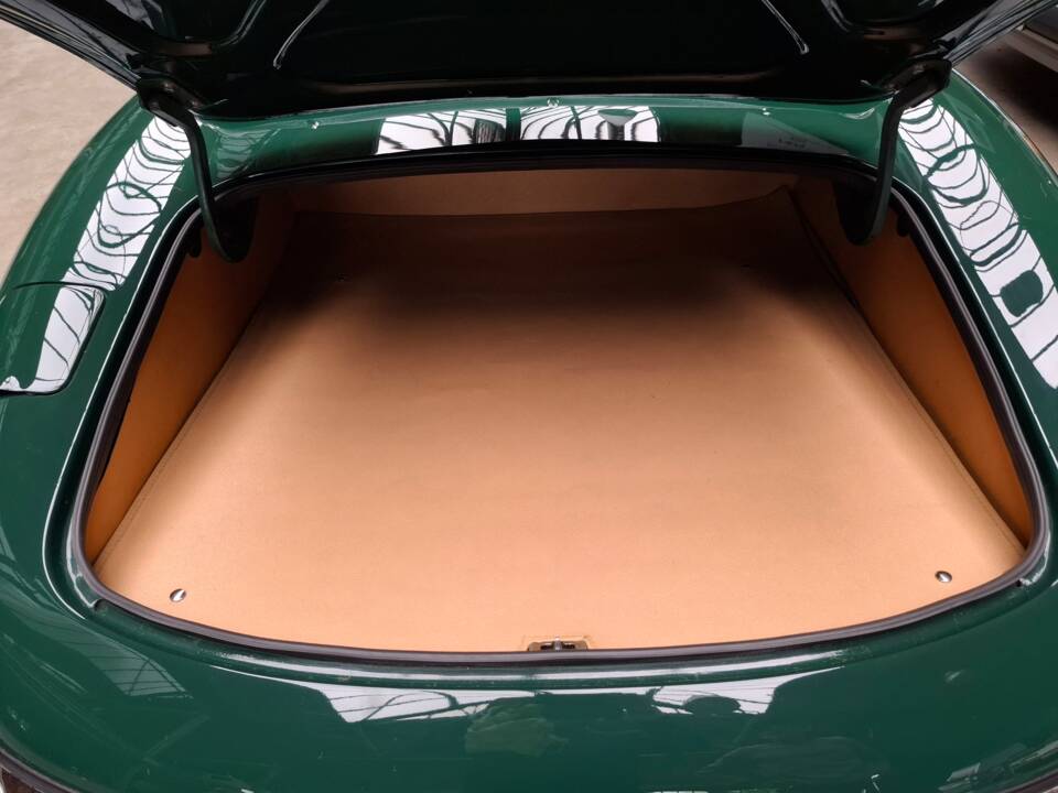 Image 7/29 de Jaguar Type E V12 (1975)