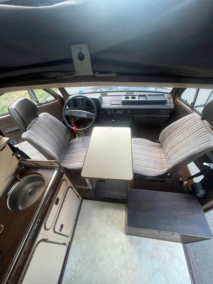Bild 21/50 von Volkswagen T3 Westfalia Joker 1.6 TD (1982)