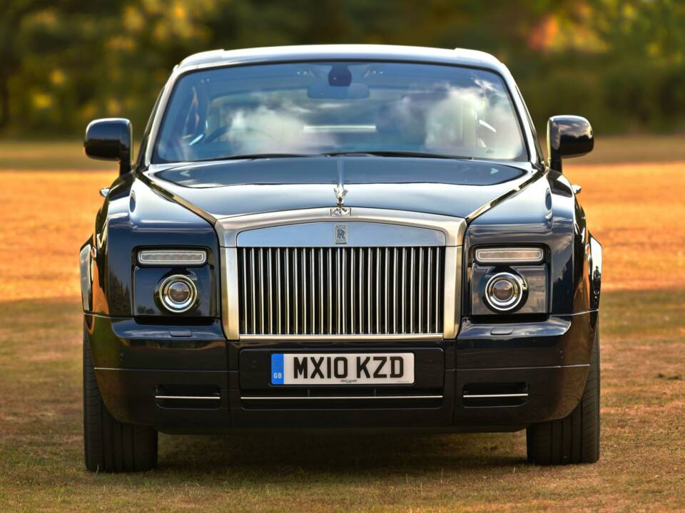 Bild 2/50 von Rolls-Royce Phantom Coupé (2010)