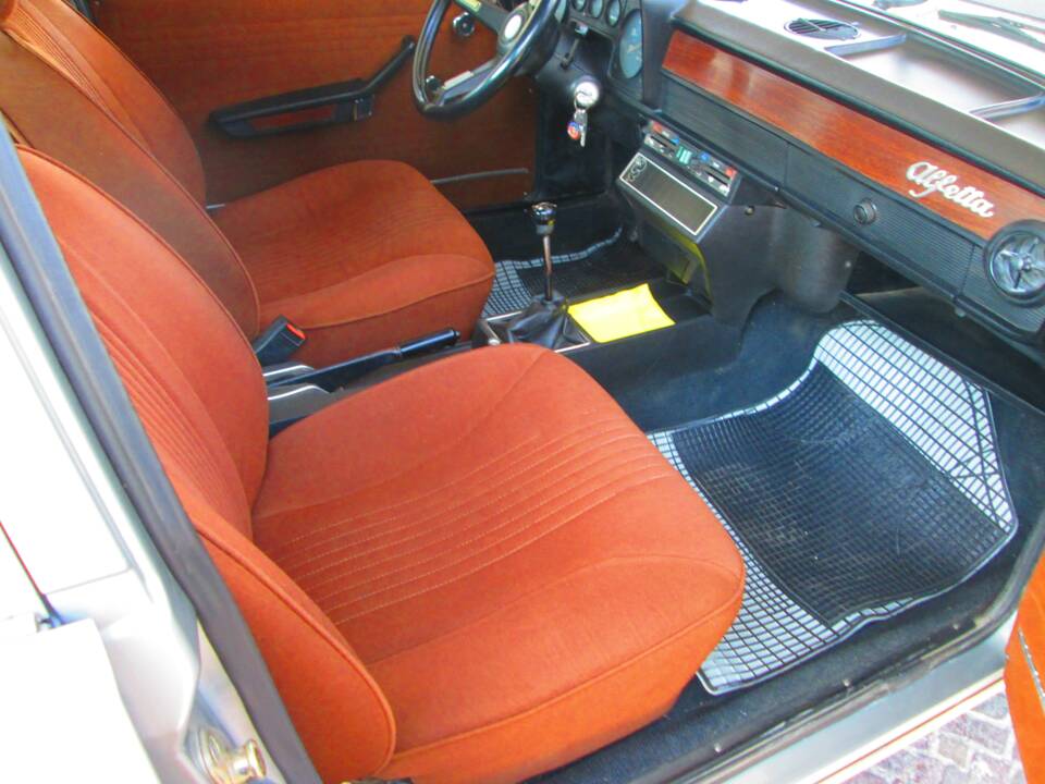 Immagine 27/81 di Alfa Romeo Alfetta 1.8 (1976)