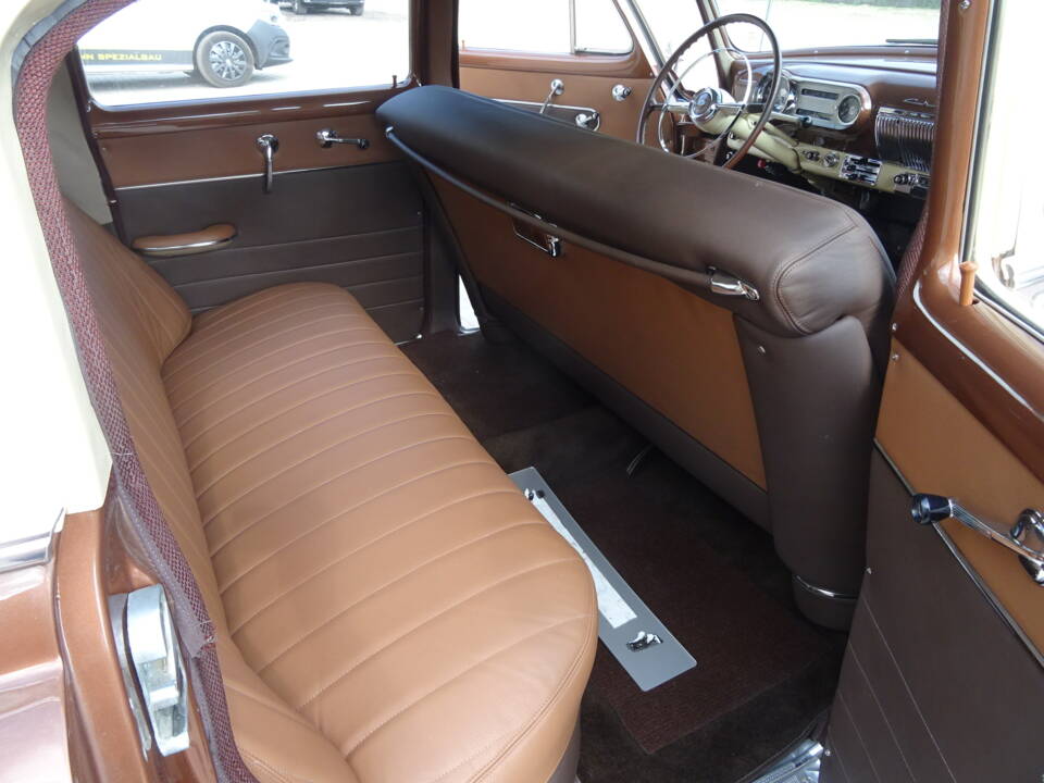 Image 41/57 de Chevrolet 210 (1953)