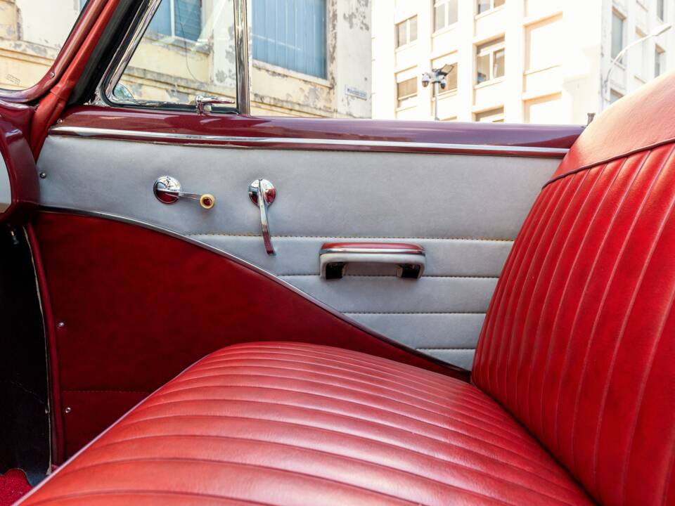 Bild 16/35 von Chevrolet Deluxe Styleline (1951)