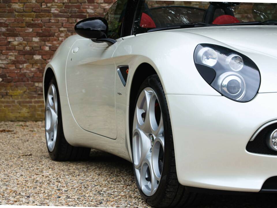 Bild 43/50 von Alfa Romeo 8C Spider (2009)