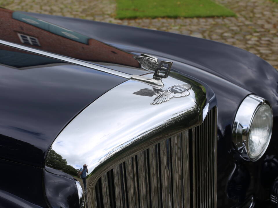 Imagen 10/47 de Bentley S1 DHC Park Ward (1956)