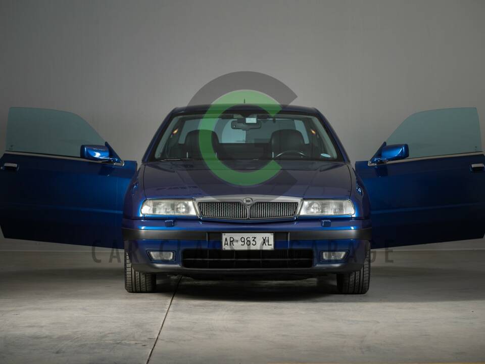 Imagen 4/15 de Lancia Kappa Coupé 2.0 16V Turbo (1997)