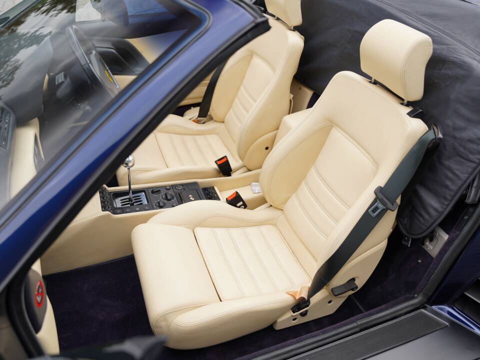 Image 16/50 de Ferrari F 355 Spider (1998)