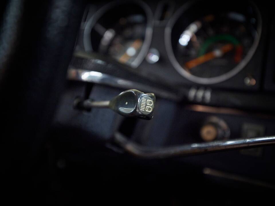 Image 56/92 of Citroën DS 23 Pallas (1975)