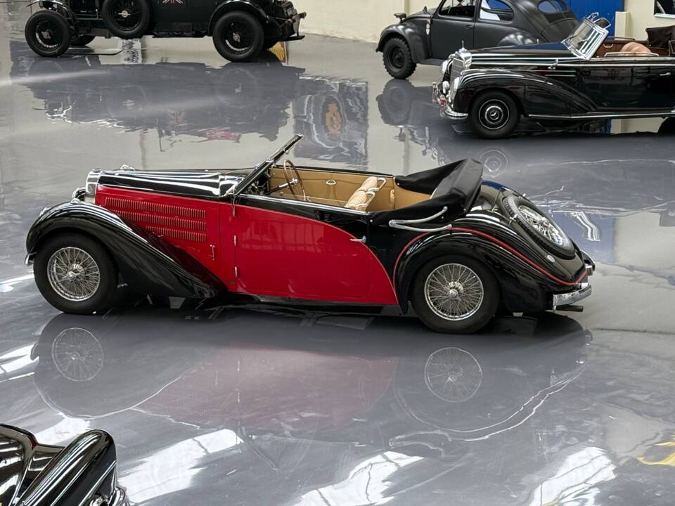 Immagine 1/34 di Bugatti Typ 57 (1937)