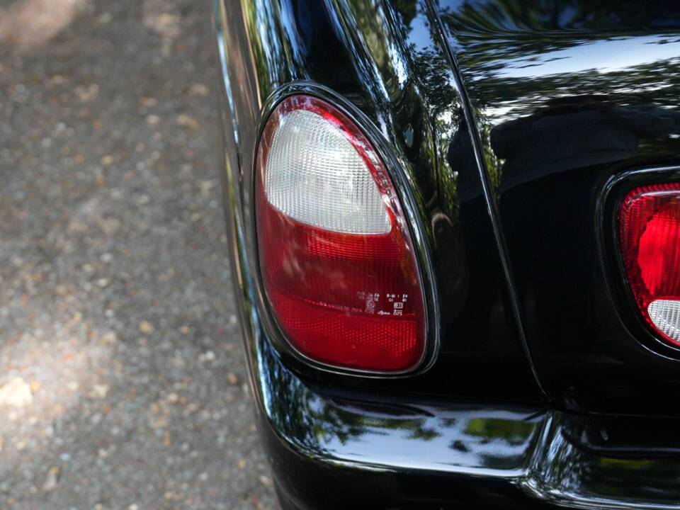 Image 11/50 of Bentley Arnage T (2004)