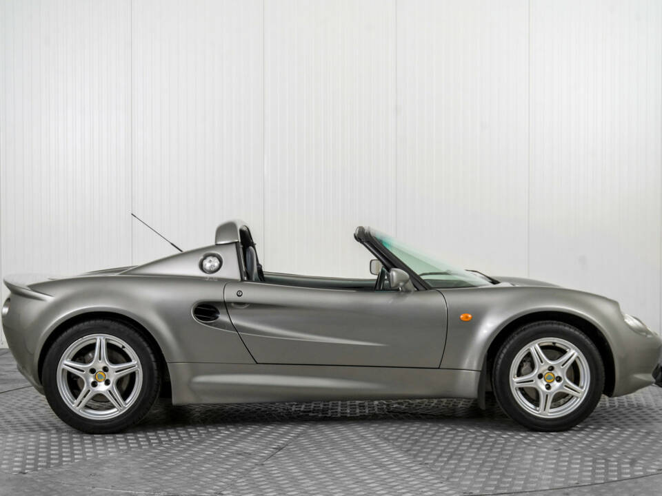 Image 10/50 of Lotus Elise 111 (1998)