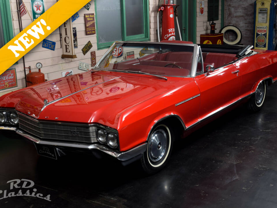 Image 1/41 of Buick Le Sabre Convertible (1966)