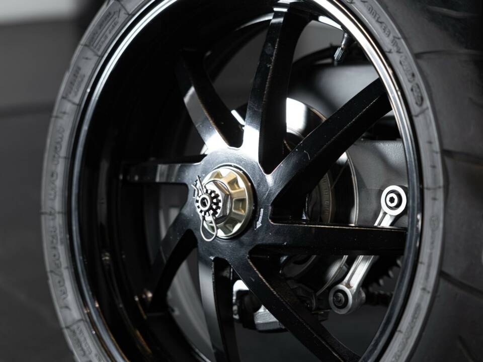 Image 18/42 of Honda DUMMY (1994)