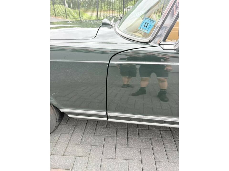 Image 45/50 de Mercedes-Benz 280 SL (1970)