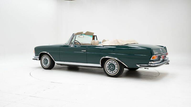 Image 4/15 of Mercedes-Benz 280 SE (1970)