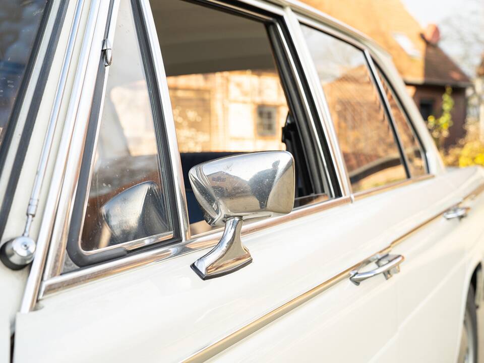 Bild 23/67 von BMW 1800 (1970)