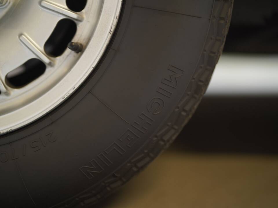 Bild 59/95 von Mercedes-Benz 450 SEL 6,9 (1976)