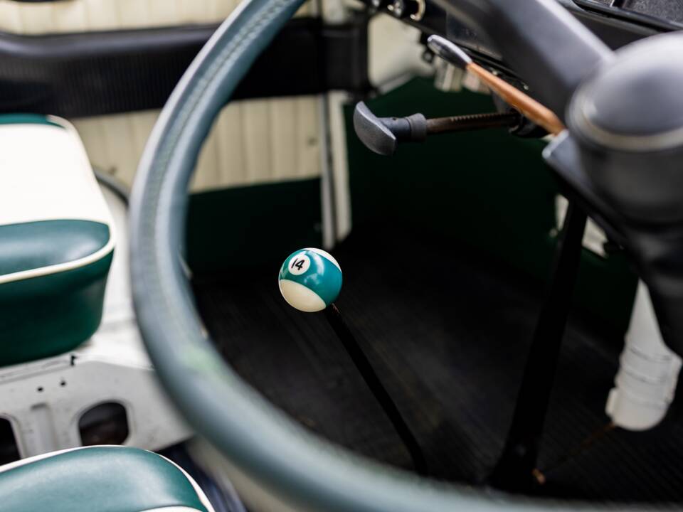 Image 49/50 of Volkswagen T2 Brasil Camper (1972)