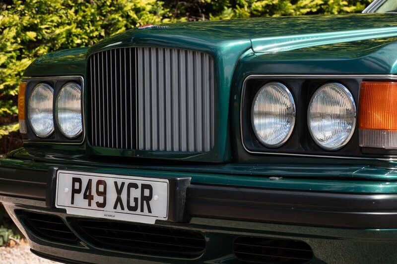 Bild 32/50 von Bentley Turbo R (1996)