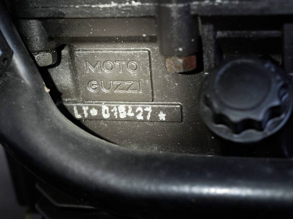 Immagine 18/19 di Moto Guzzi 750 X PA (1997)