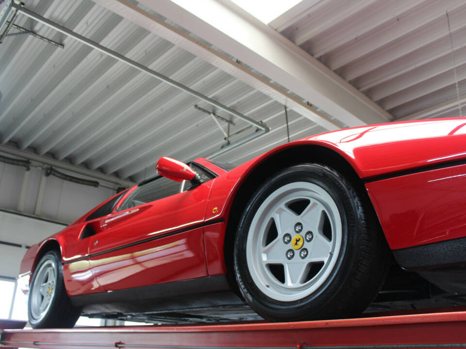 Immagine 13/50 di Ferrari 328 GTS (1986)