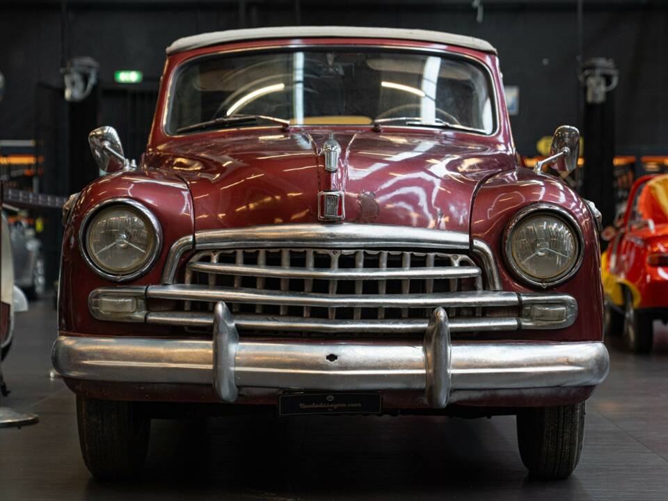 Image 2/42 de FIAT 1400 (1950)